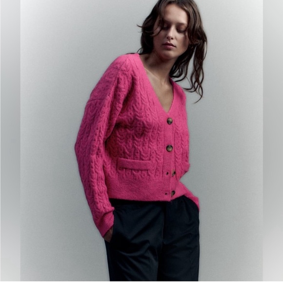 Zara cable Knit Cardigan Hot Pink Fuchsia sweater size medium. - Picture 1 of 14